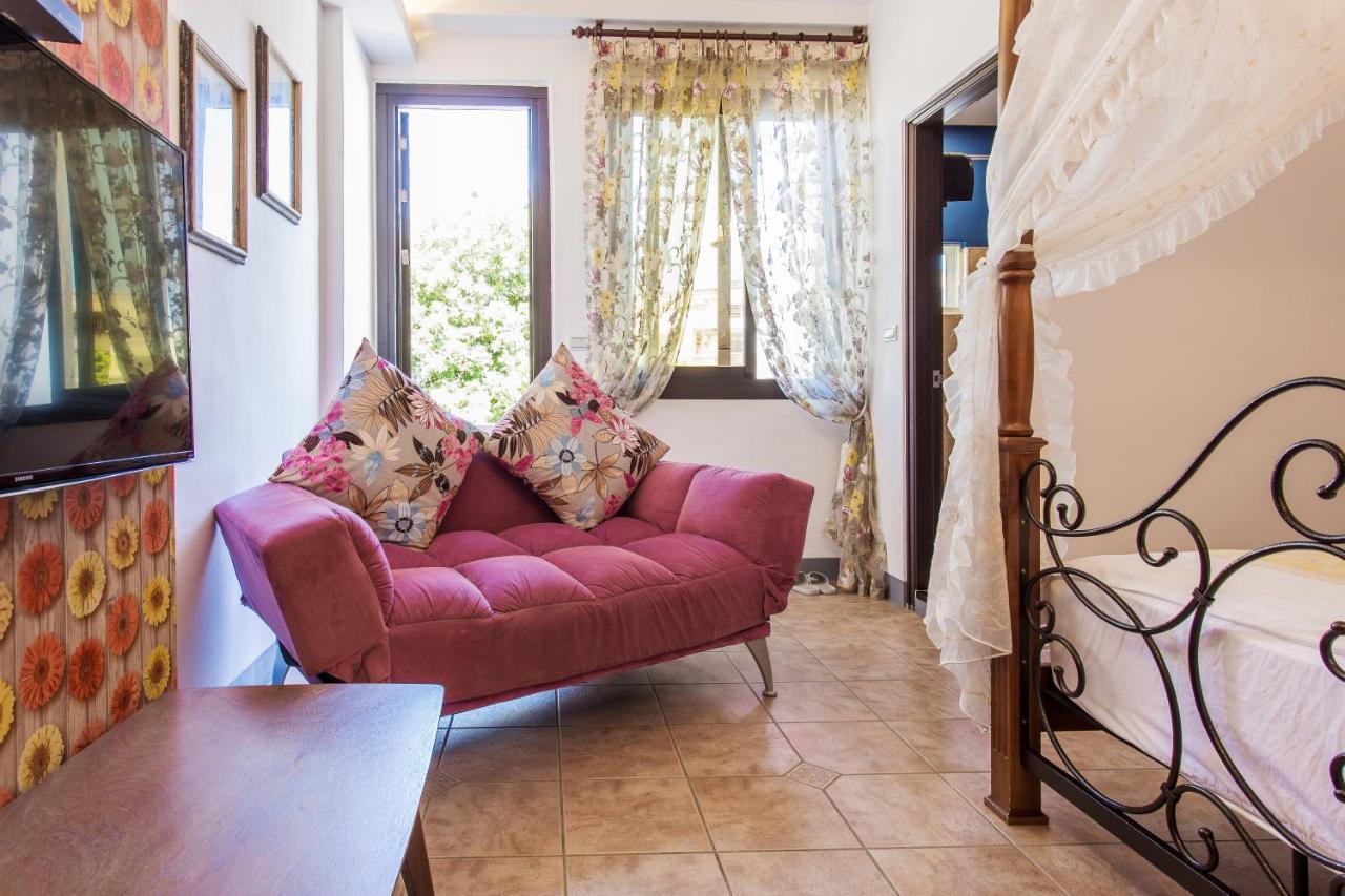 Hometown B&B Хуалиен Сити Екстериор снимка